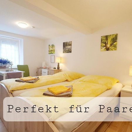 Apartment Gruener Fuerst Mit Sitzecke Im Innenhof & Naehe Park & Erdgeschoss باد موسْكاو المظهر الخارجي الصورة