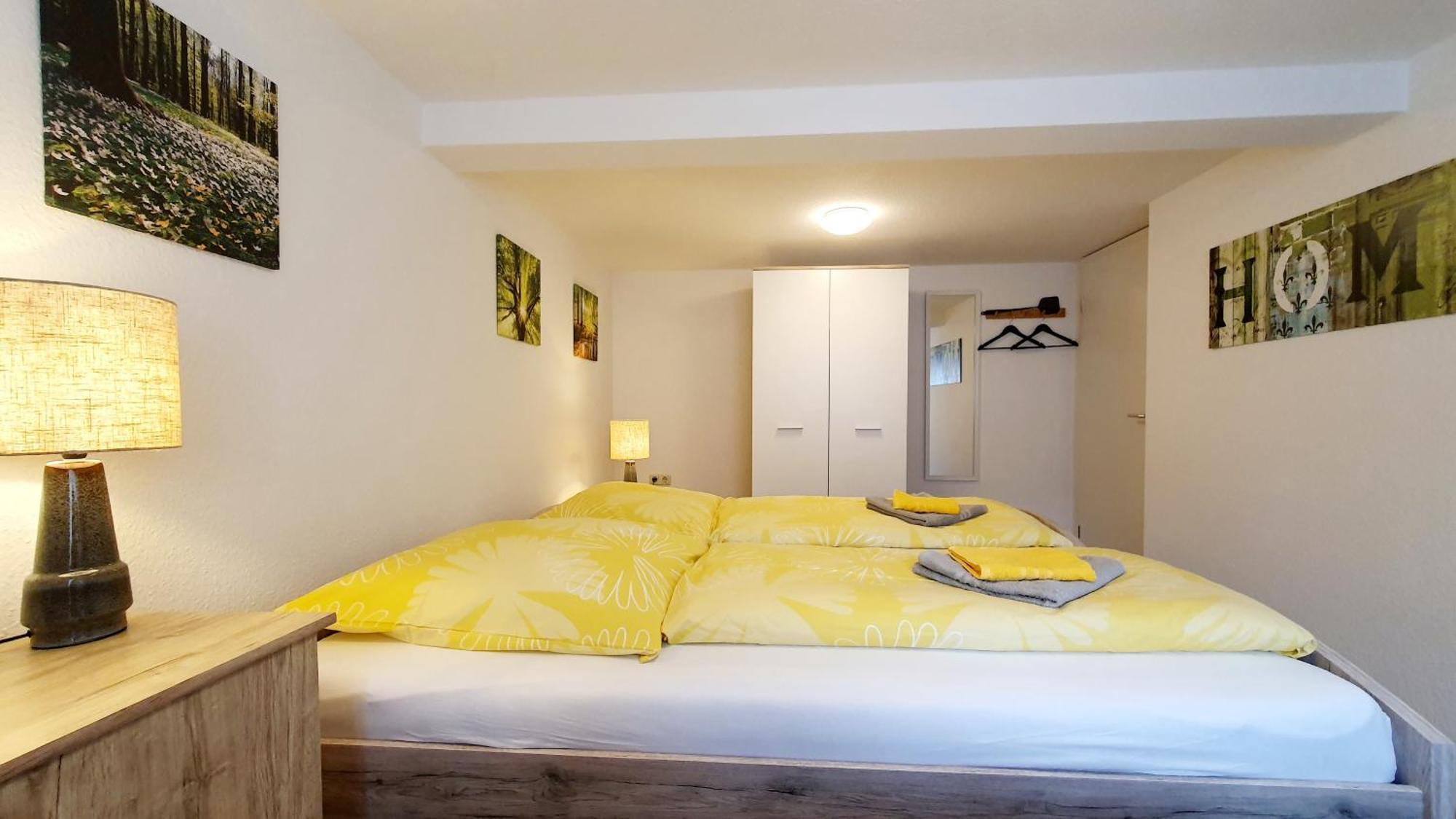 Apartment Gruener Fuerst Mit Sitzecke Im Innenhof & Naehe Park & Erdgeschoss باد موسْكاو المظهر الخارجي الصورة
